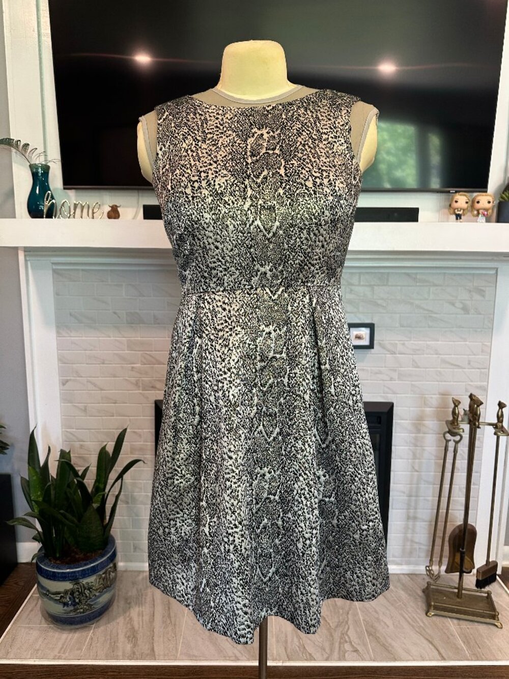AGB Dress Black and Gold Snake Print Mini Dress, with Pockets Size 10